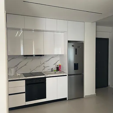 Lägenhet Mel Golem (Tirana)