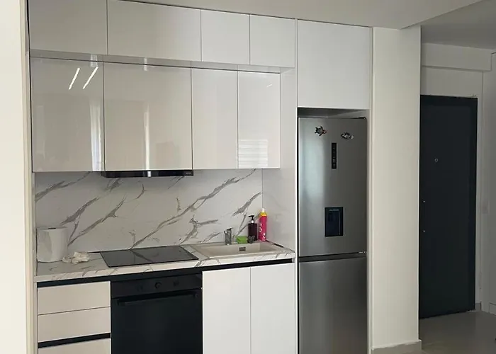 Lägenhet Mel Golem (Tirana)